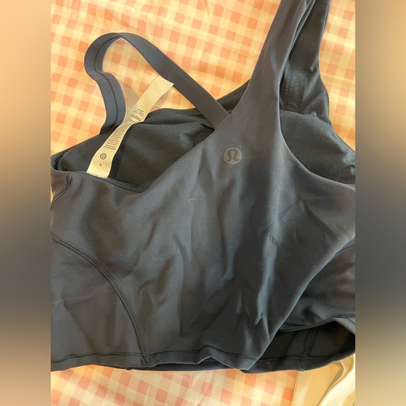 Lululemon Athletica Crop Top - Picture 2 of 3